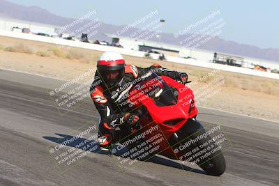 media/Oct-05-2024-Race Pace (Sat) [[aa7b44e117]]/5-Turn 15 Inside (910am)/